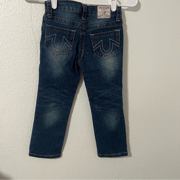 True Religion“Geno Relaxed Slim” Size 4 Kids Denim Jeans NWOT Embroidered - Picture 3 of 8